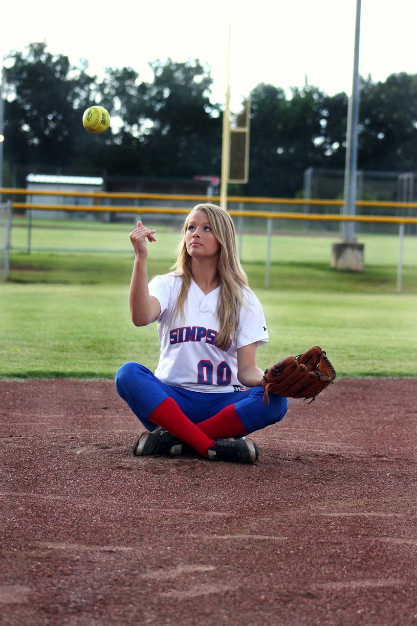 girl player softball free photo