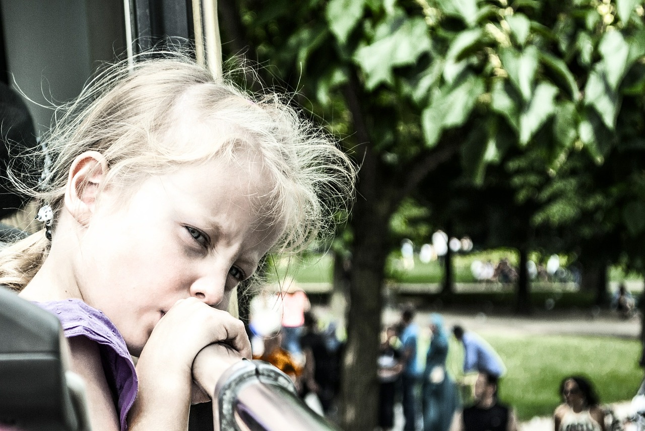 girl look paris free photo