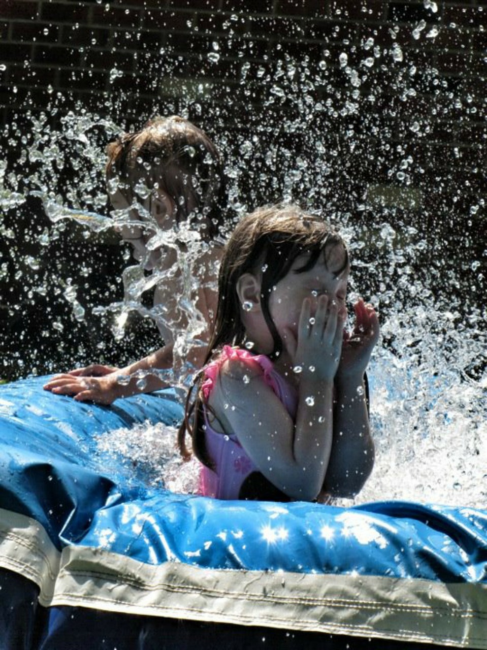 girl splash swimming free photo