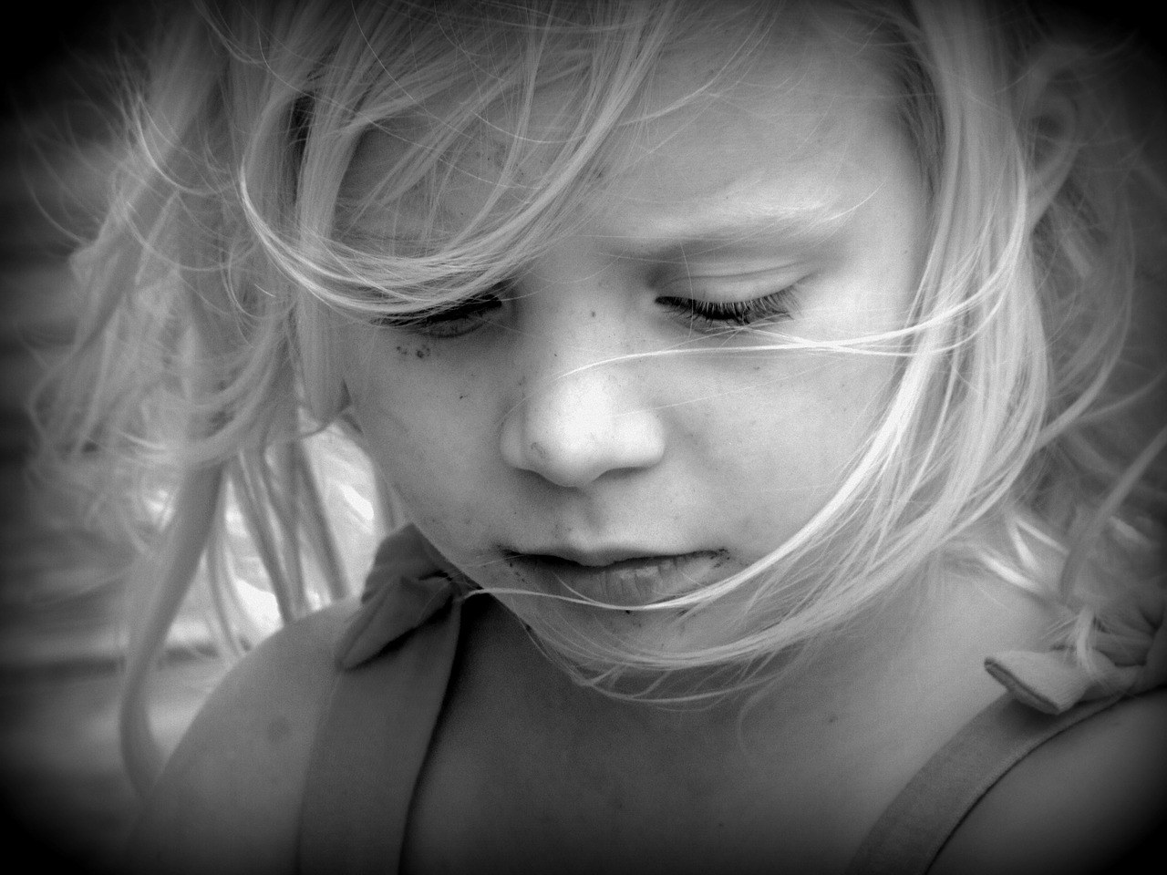 girl portrait black and white free photo