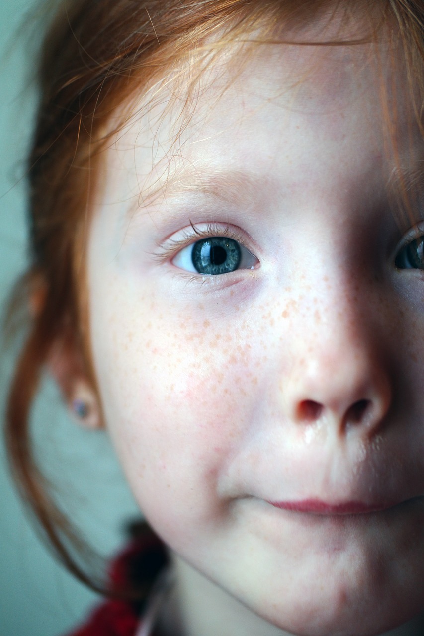 girl kid facial free photo