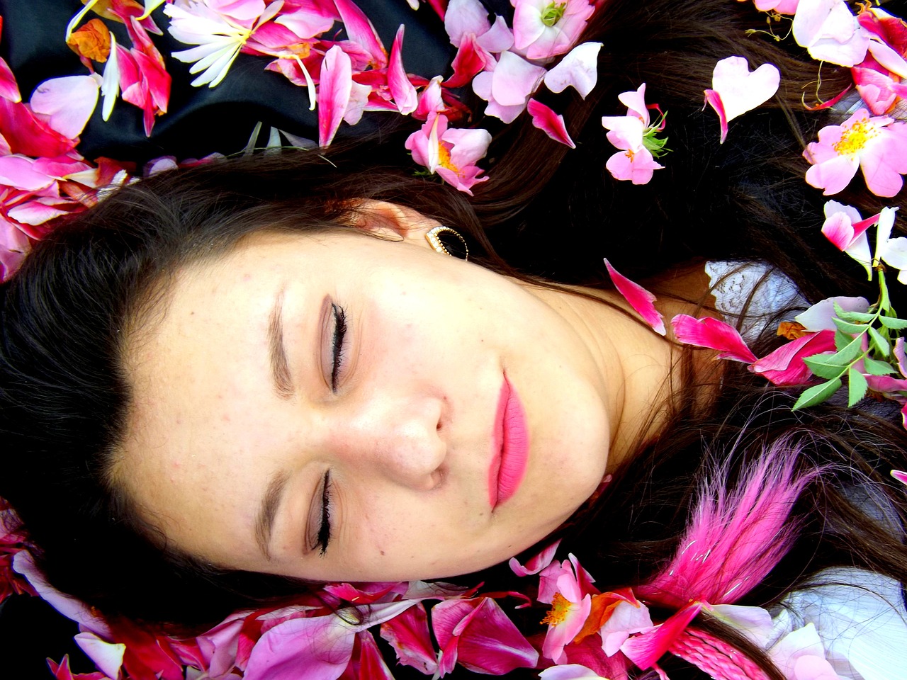 girl petals pink free photo