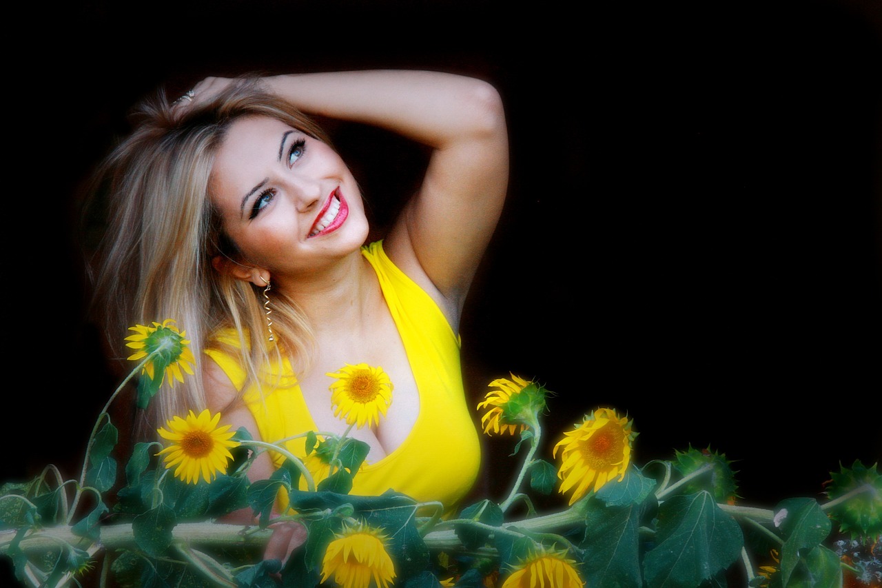 girl sunflower yellow free photo