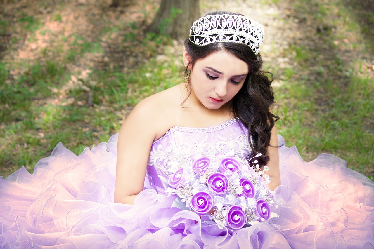 girl quince young free photo