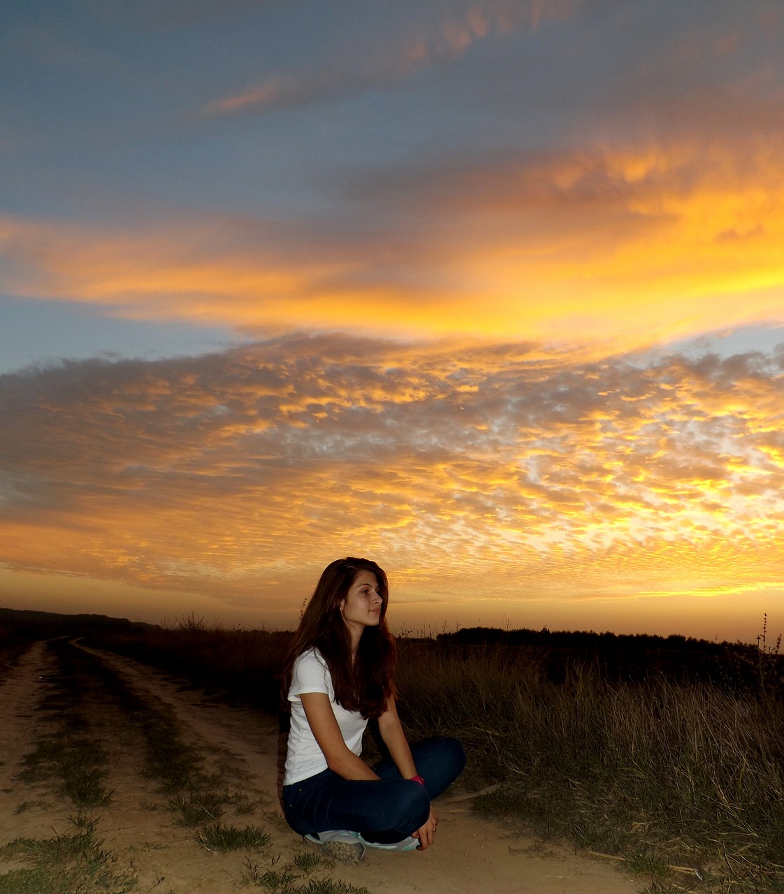 girl sunset in the evening free photo