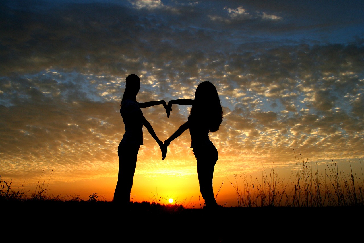 Girl,sunset,balloons,heart,sun - free image from needpix.com