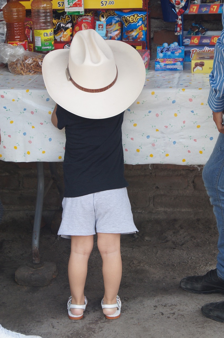 girl buying natural field free photo