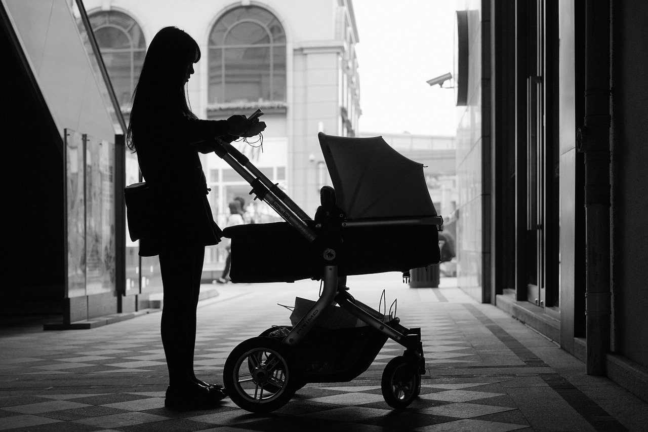 girls silhouette cucoloris free photo