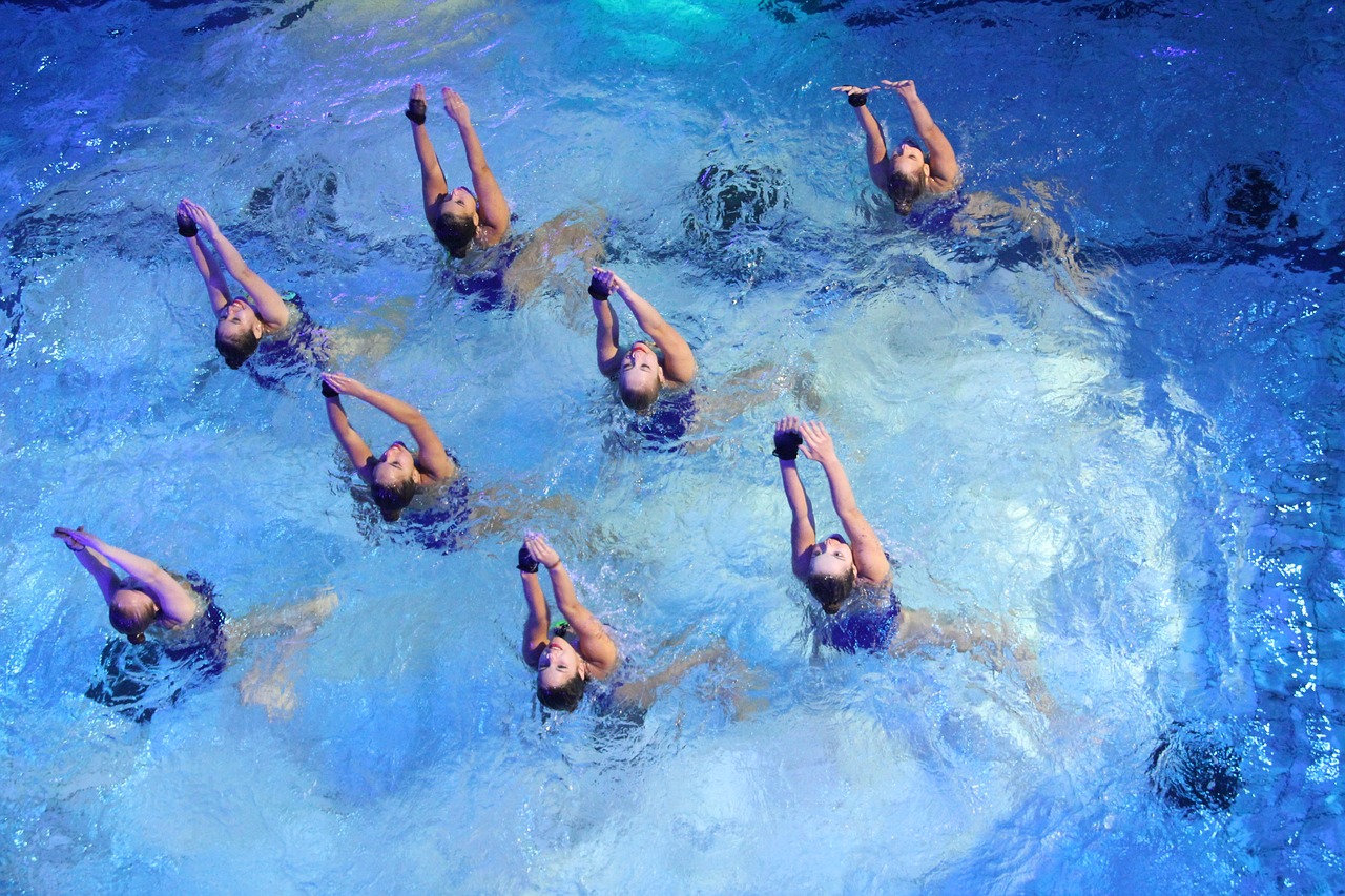 girls water pool free photo