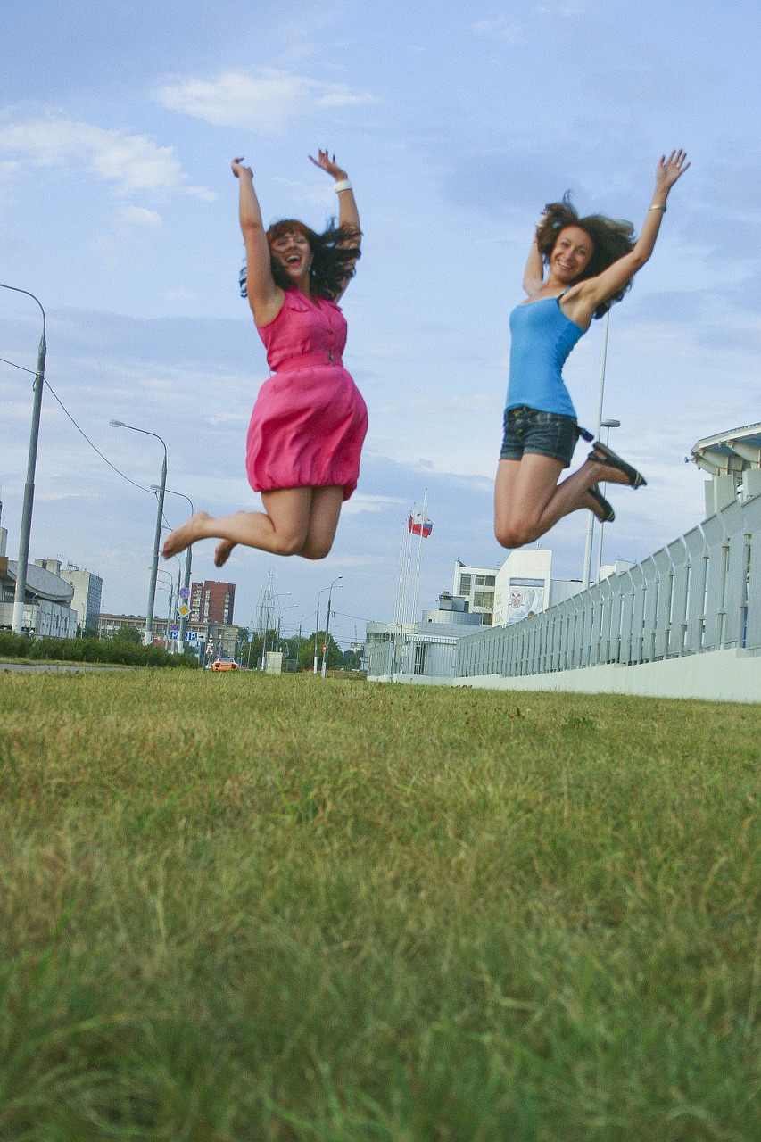 girls summer jumping free photo