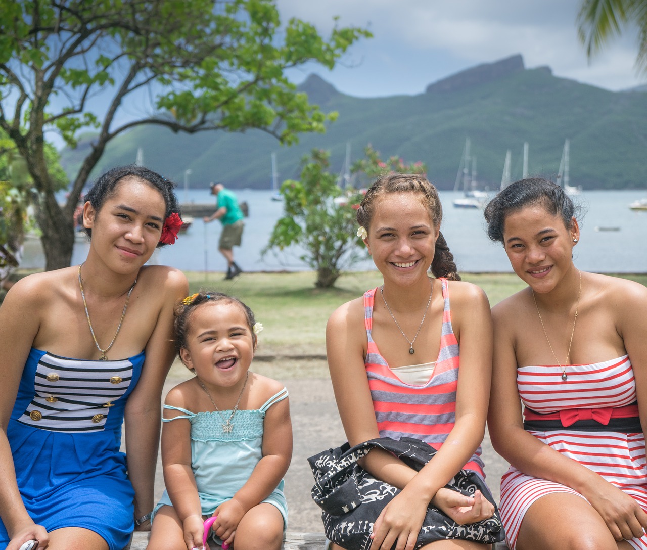 Girls,beach,portrait,french polynesia,nuku hiva - free photo