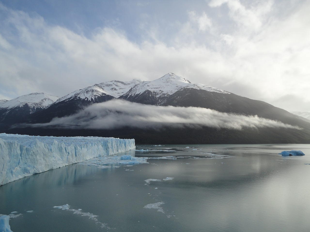 glacier perito moreno argentina free photo
