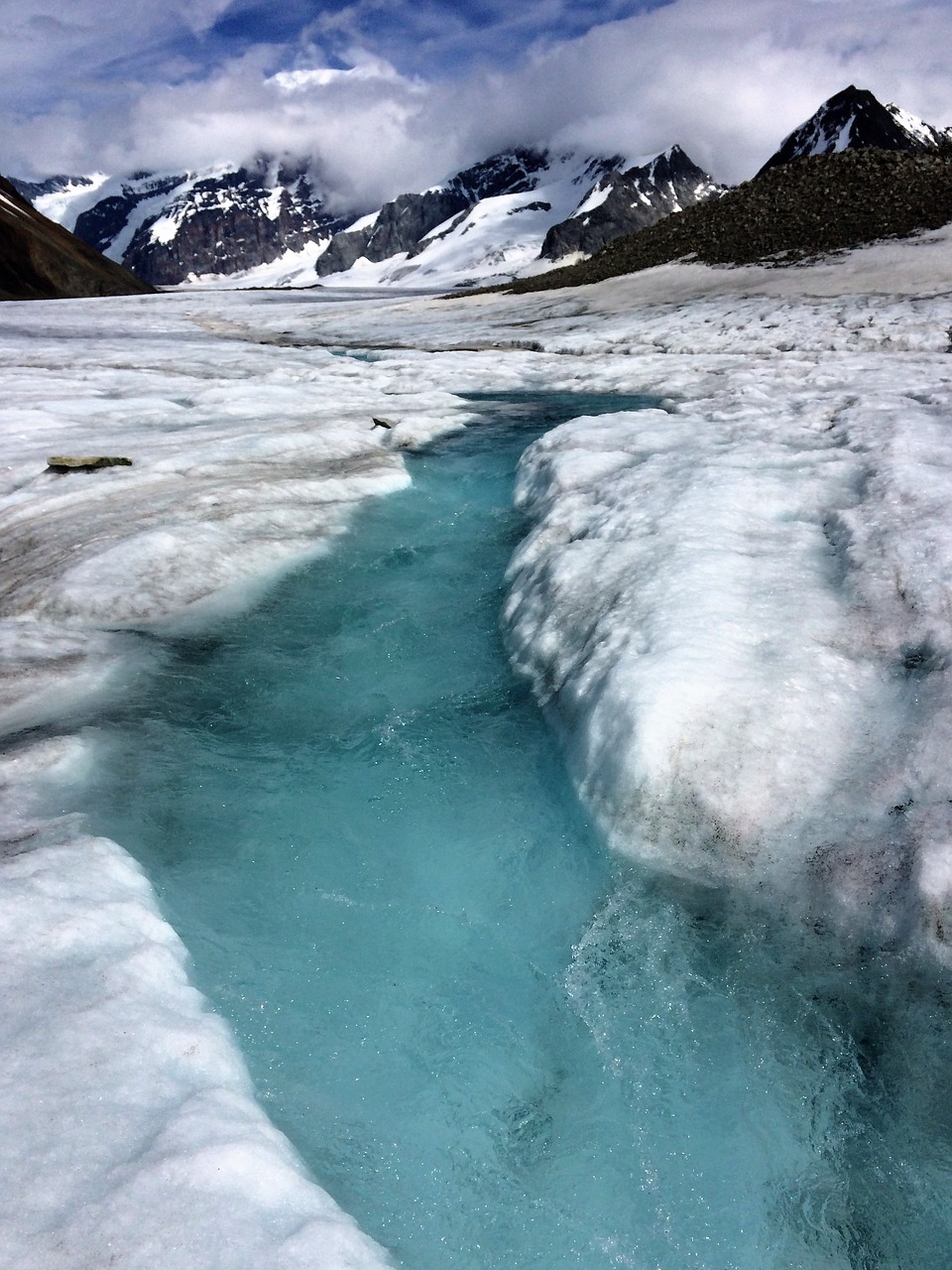 glacier river tranquil free photo