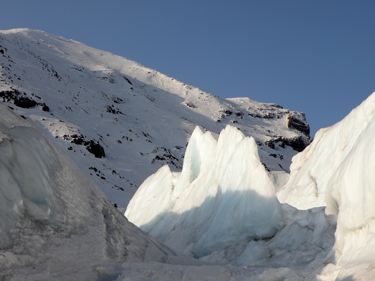 glacier volcano blocks free photo