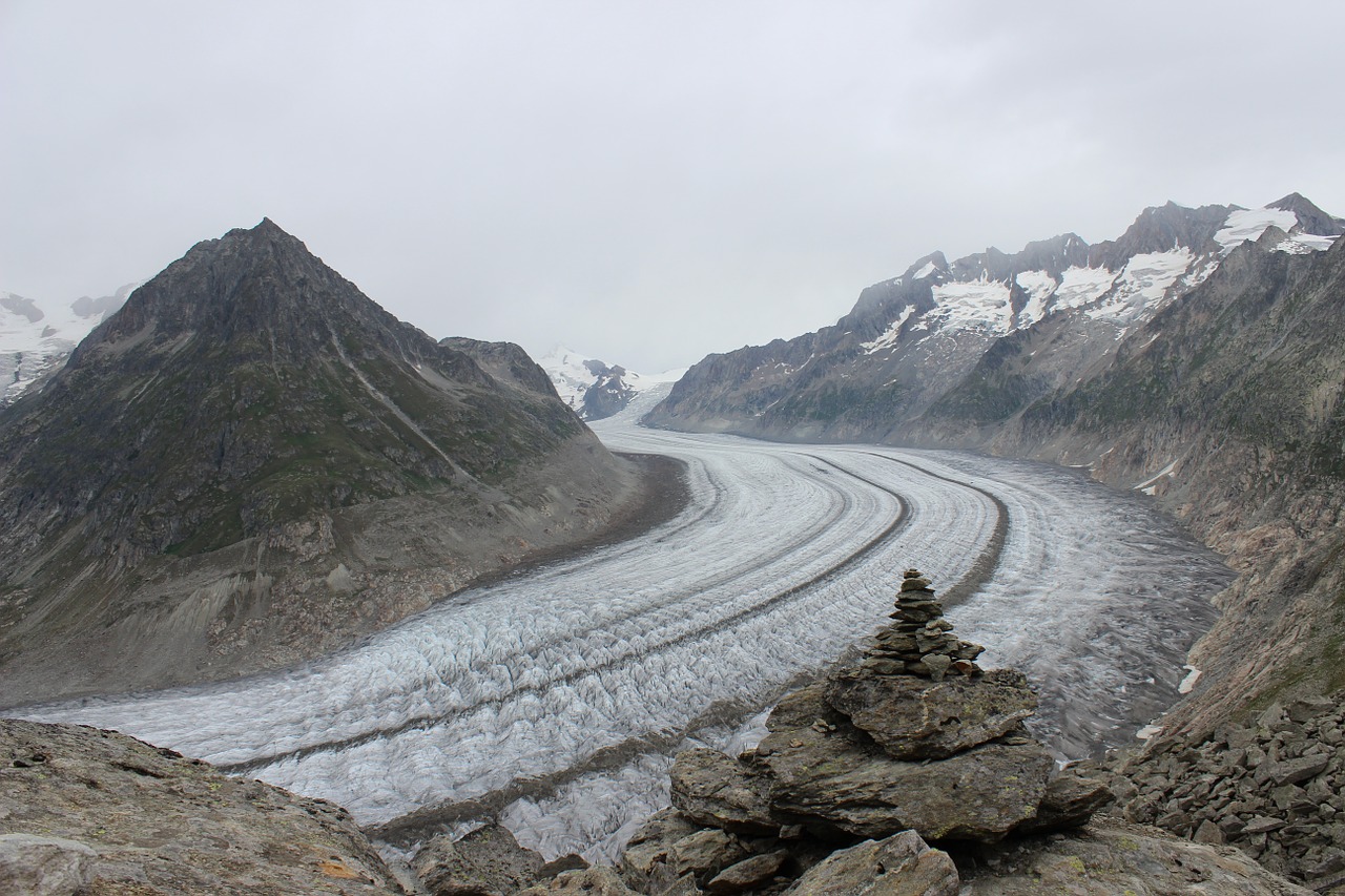 glacier aletsch balance free photo