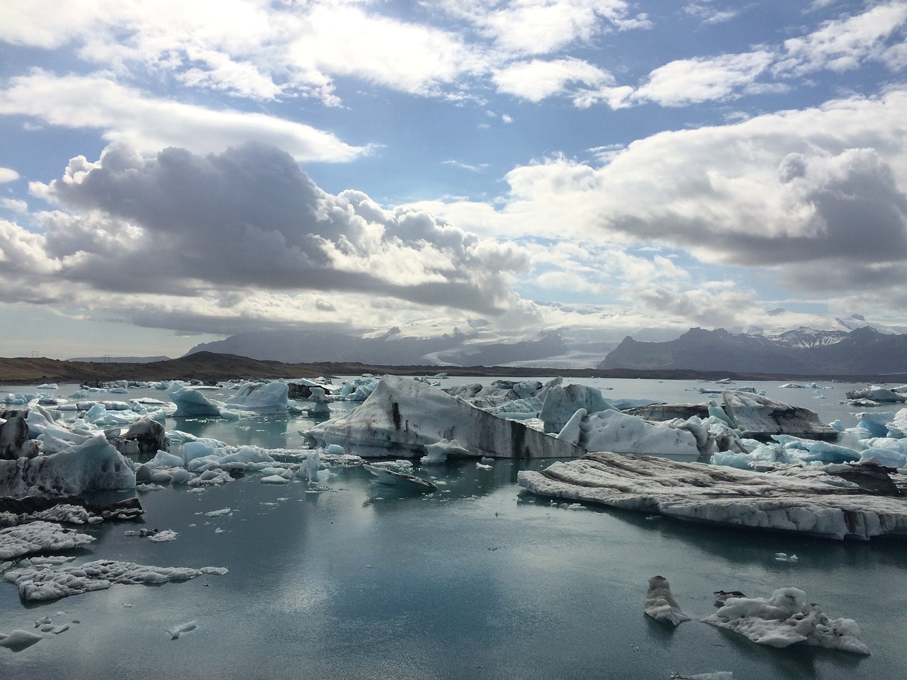 glacier lagoon iceland icebergs free photo