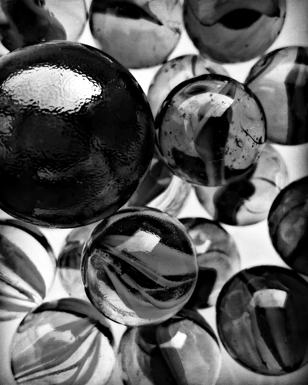 glass balloons black and white free photo