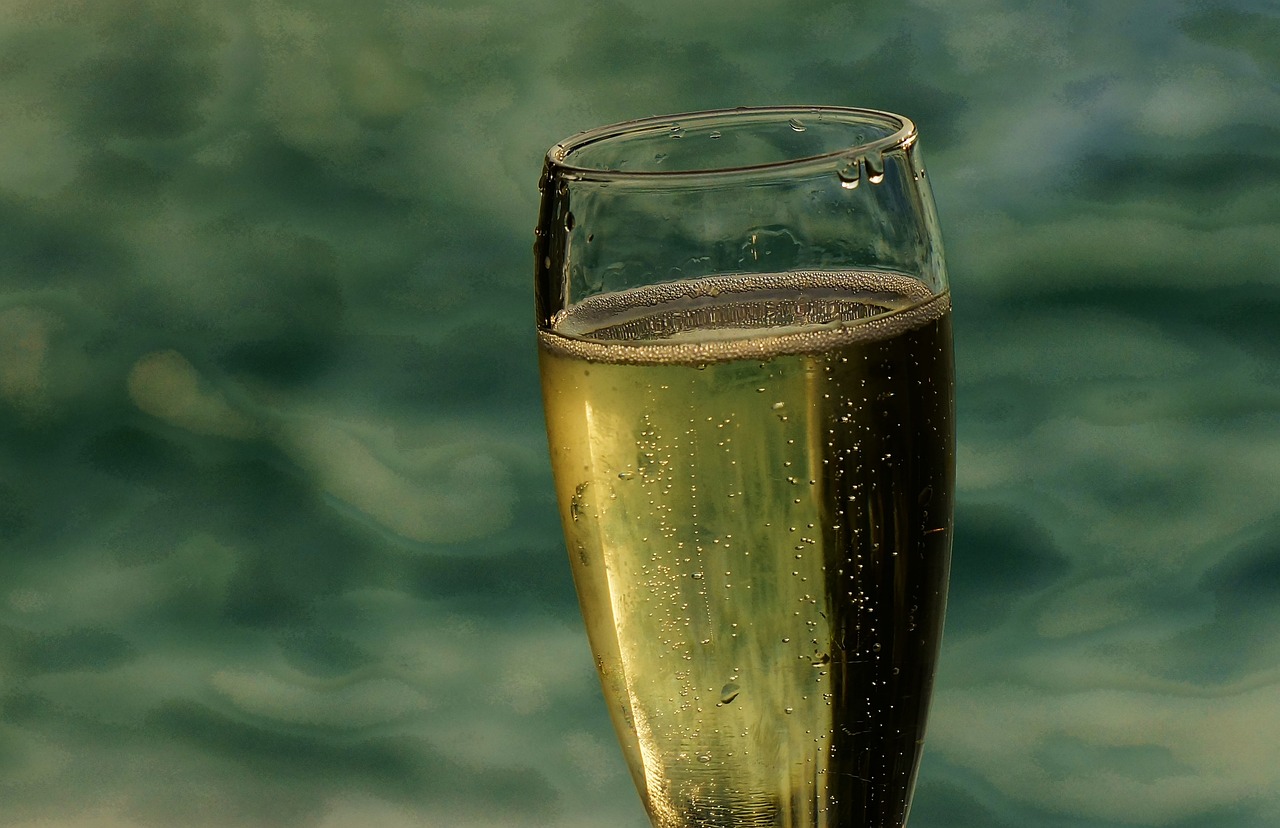 glass champagne prosecco free photo