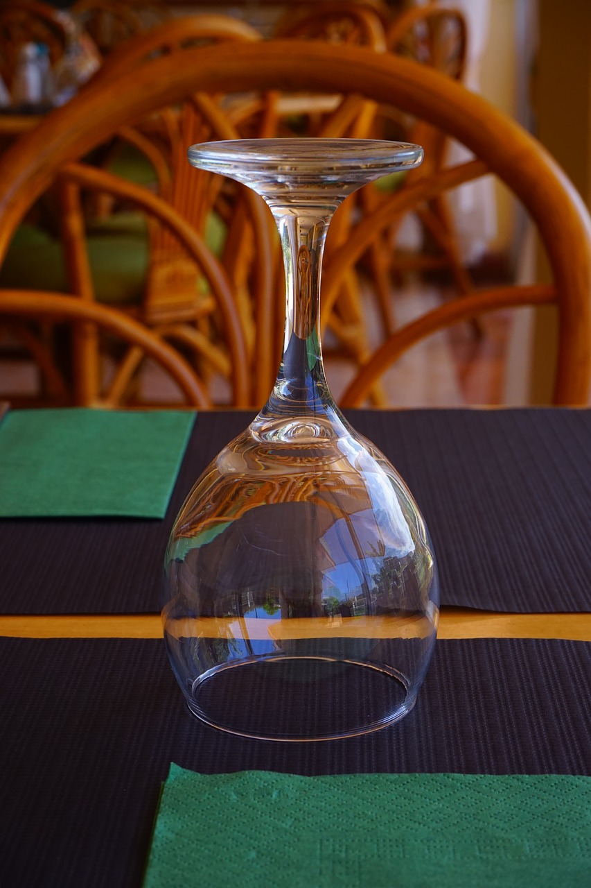 glass wine glass table free photo