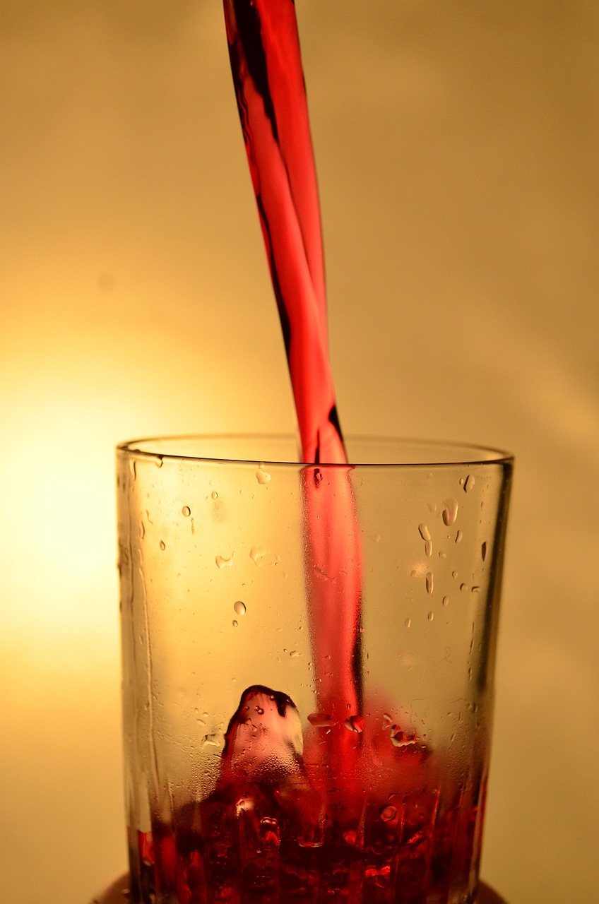 glass liquid red free photo