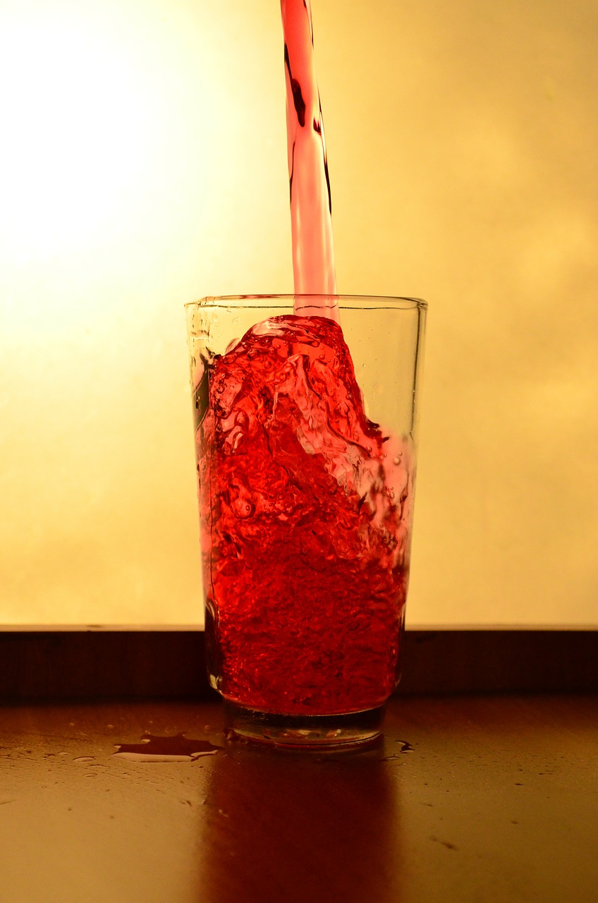 glass liquid red free photo