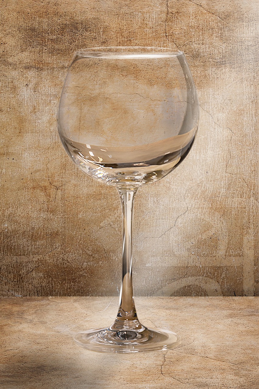 glass  red wine  wine glass free photo