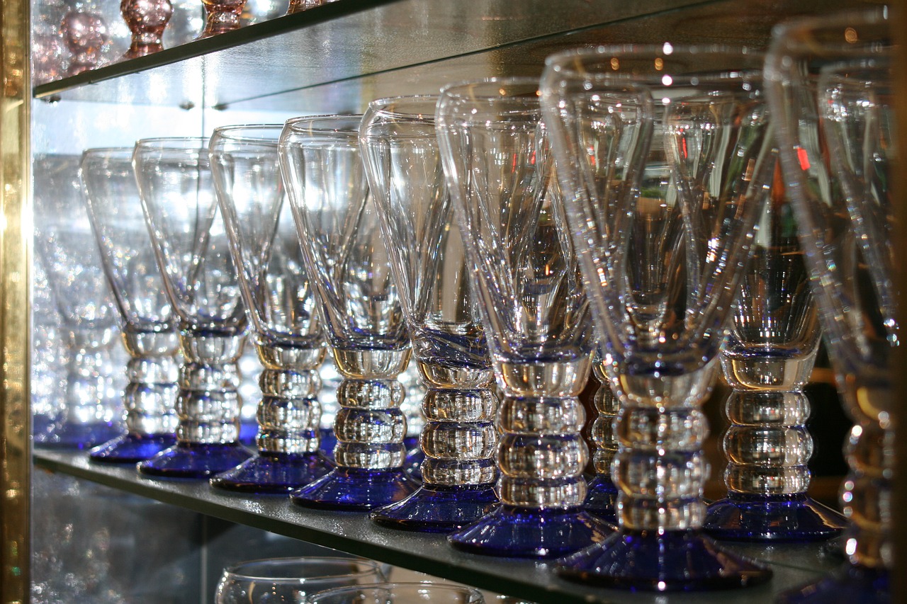 glass  glasses  restaurant free photo