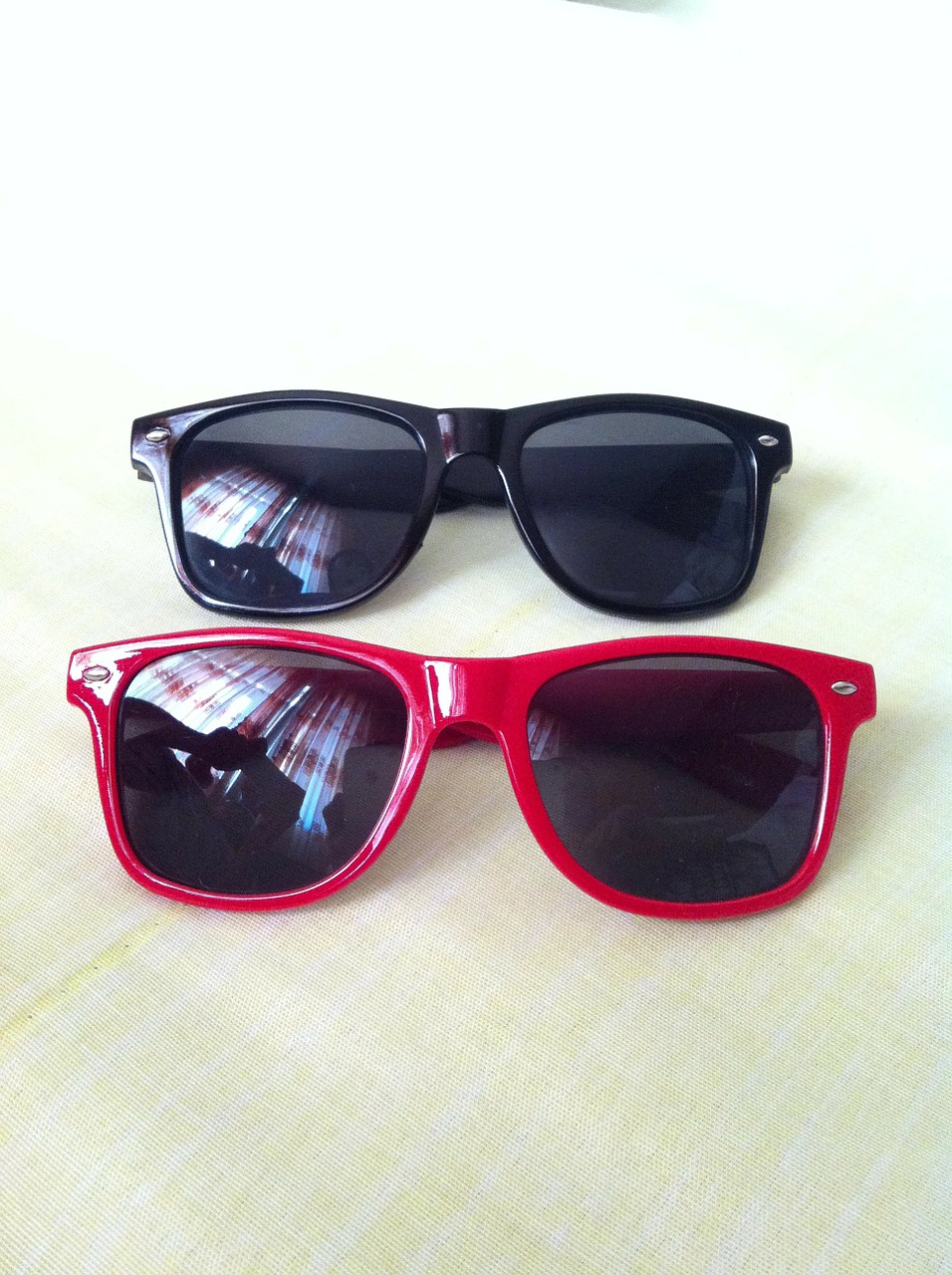 glasses red black free photo