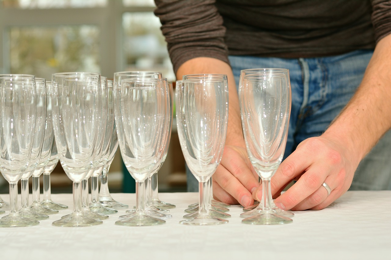 glasses  champagne glasses  glass series free photo