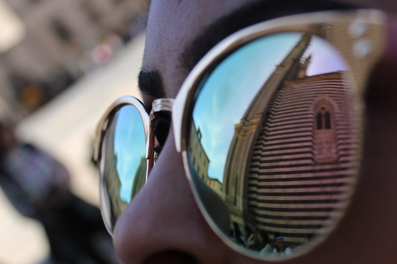 glasses  girl  monument free photo