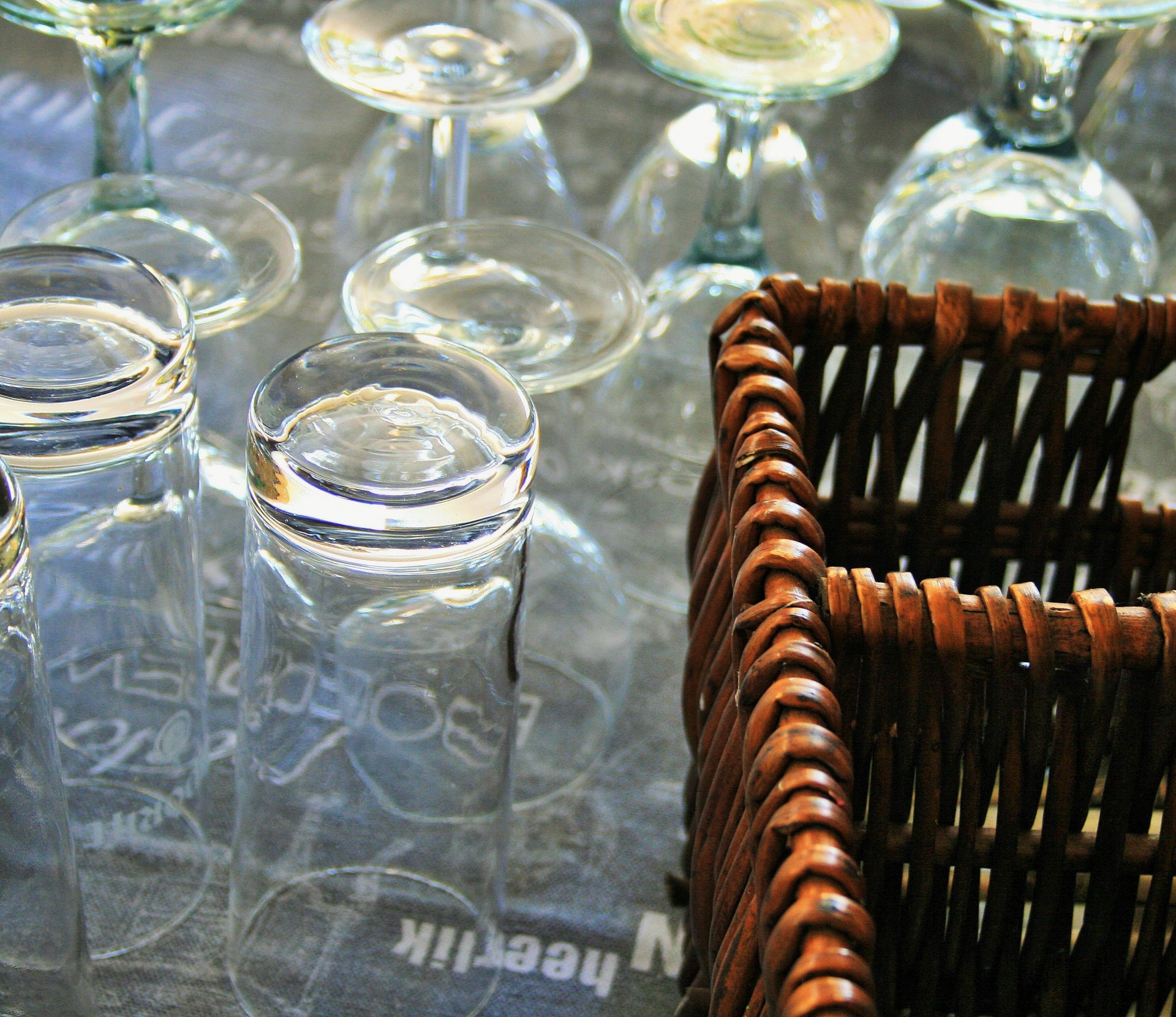 basket weave glasses free photo