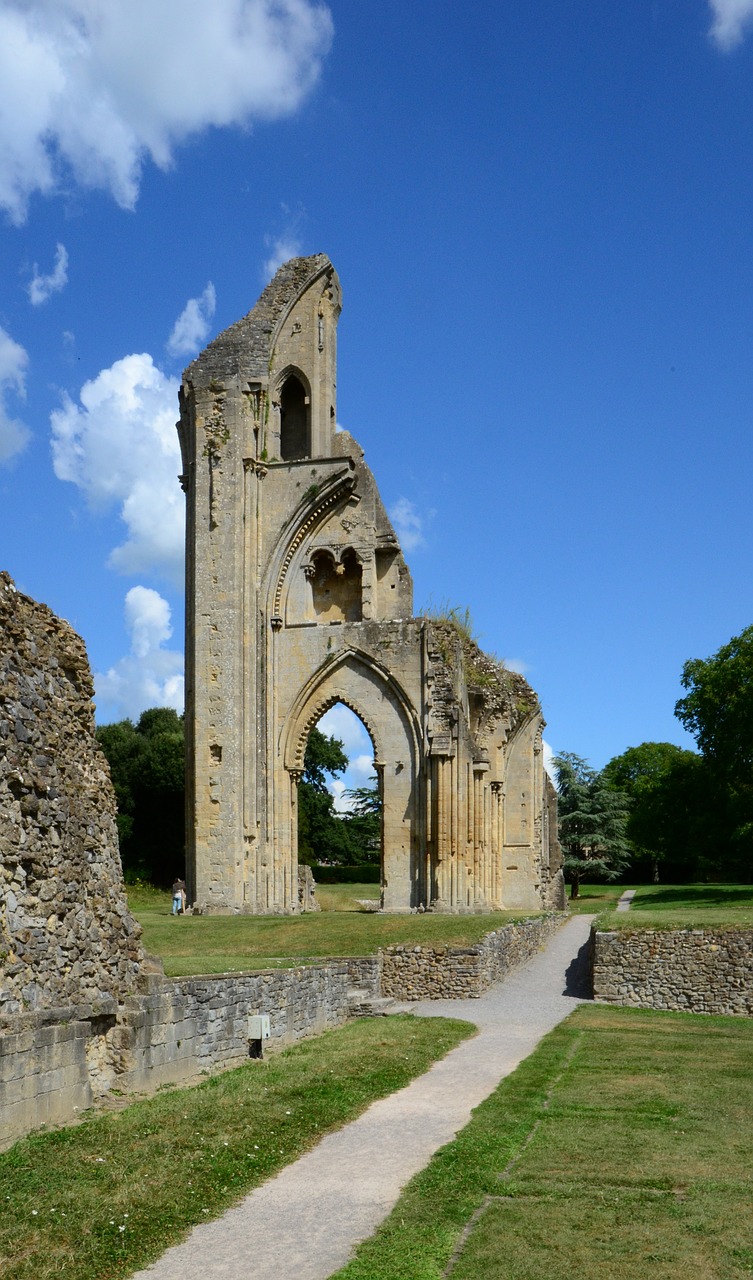 glastonbury cathedral ruin free photo