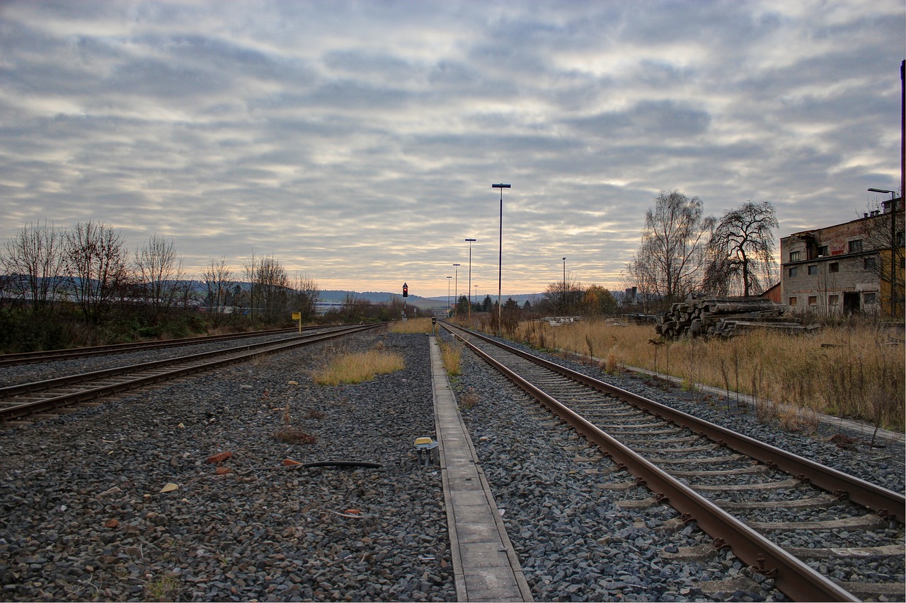 gleise seemed bedded railroad tracks free photo