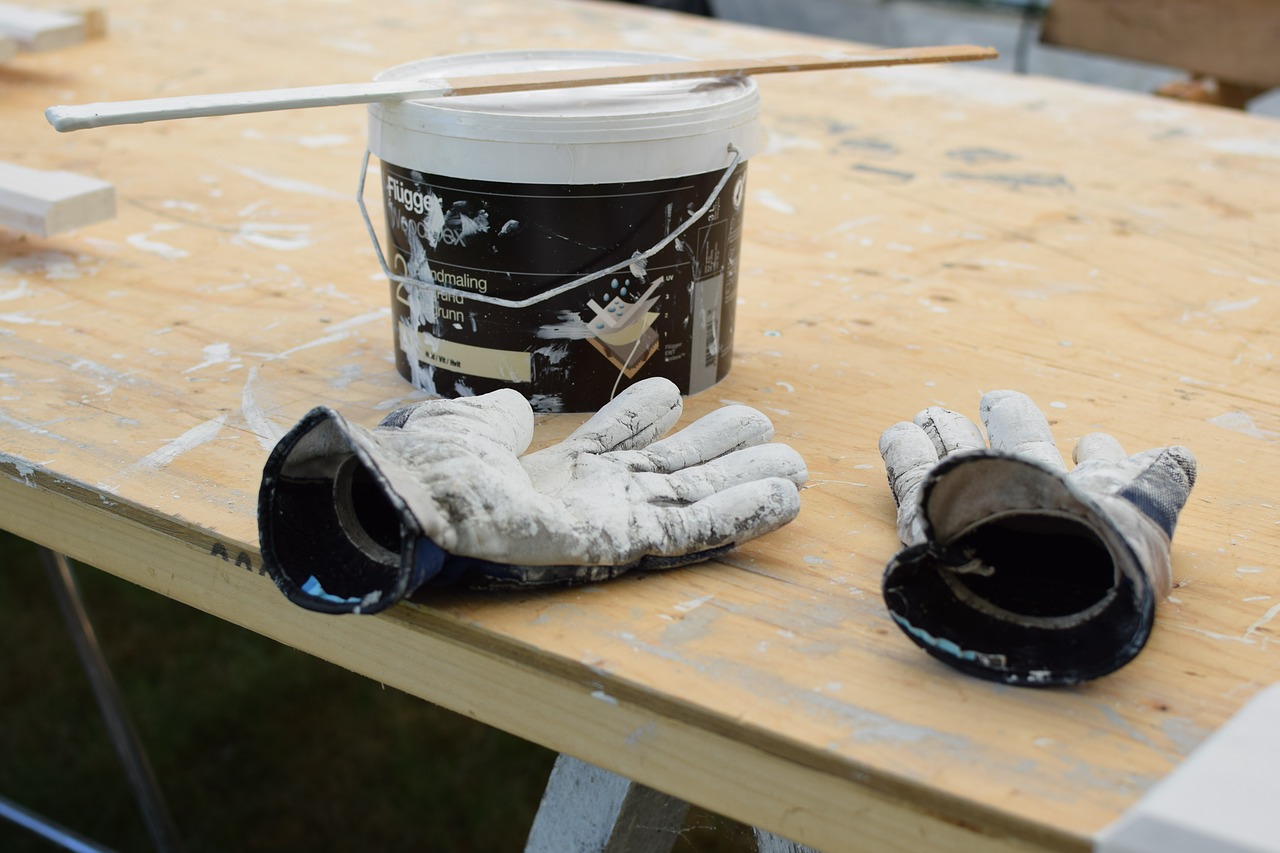 gloves paint dirty free photo