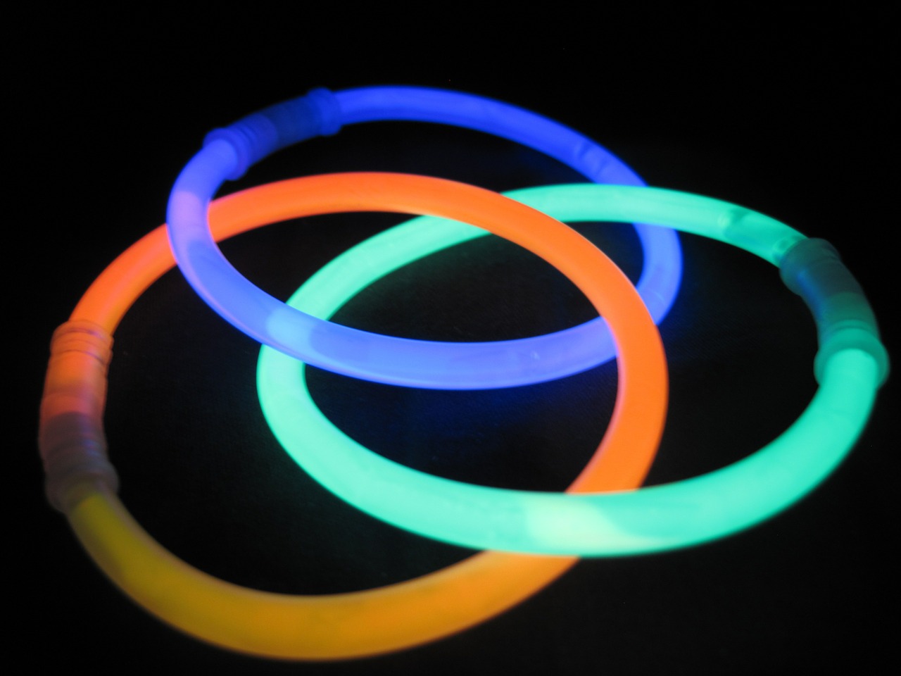 glow stick light color free photo