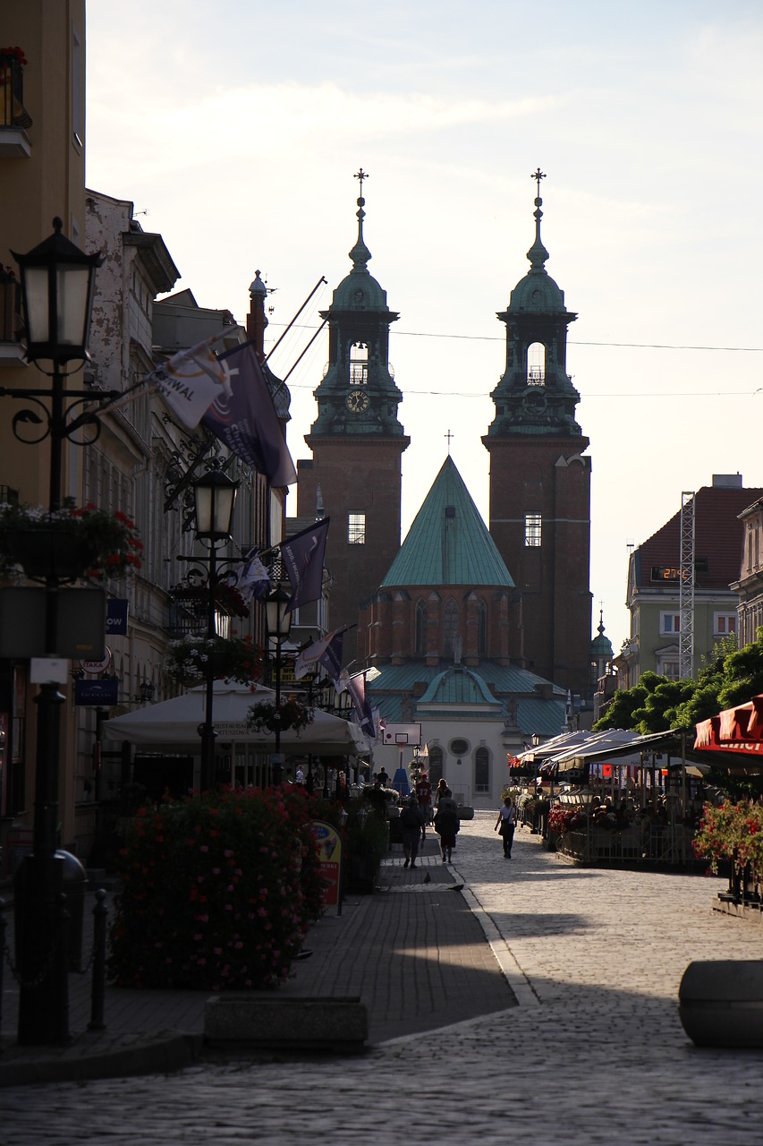 gniezno  the cathedral  architecture free photo