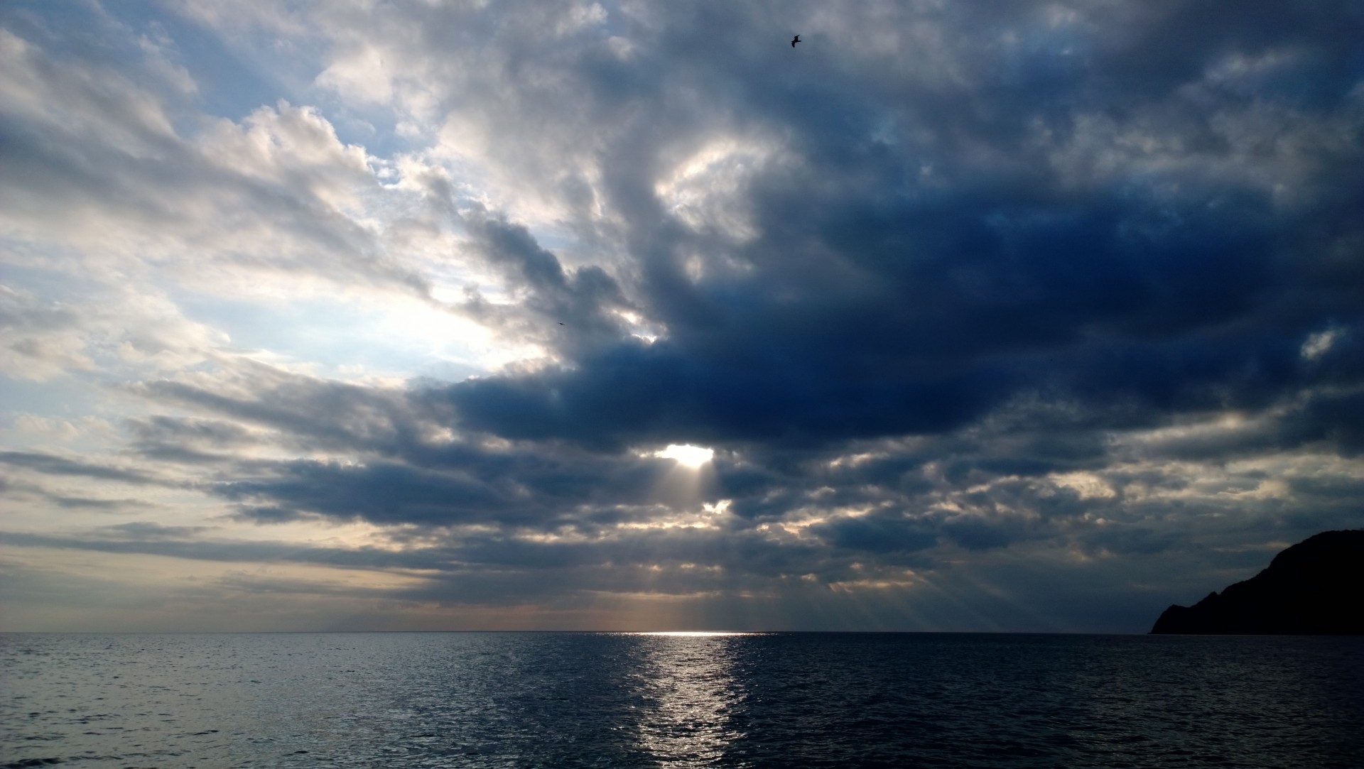 god rays vernazza cinque terre free photo