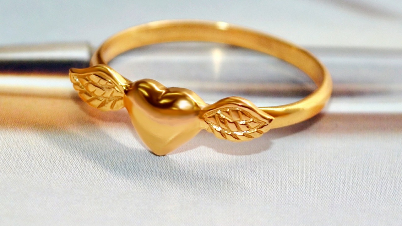 gold ring jewelry free photo