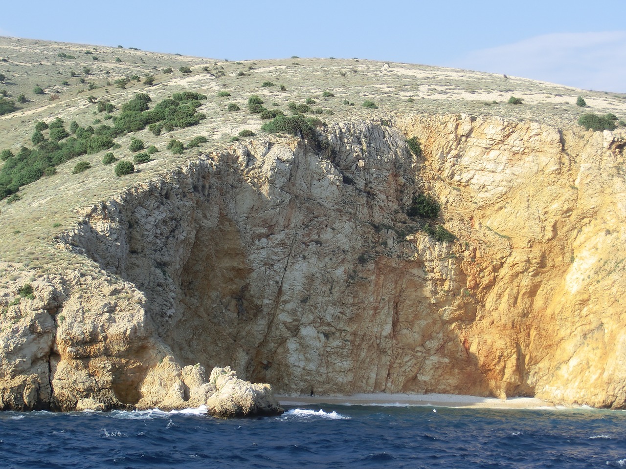 gold bay golden beach croatia free photo