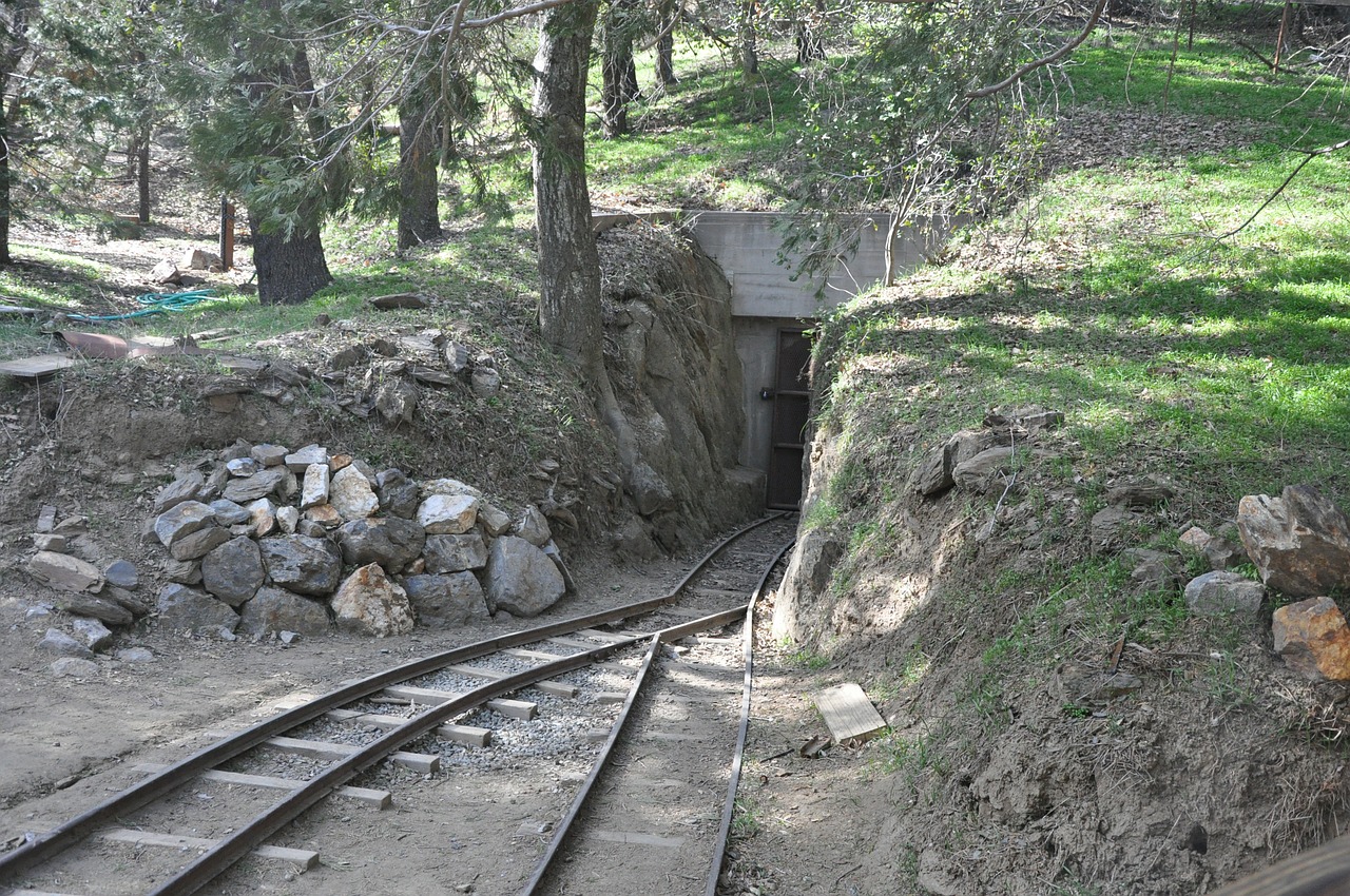 gold mine tracks mine free photo