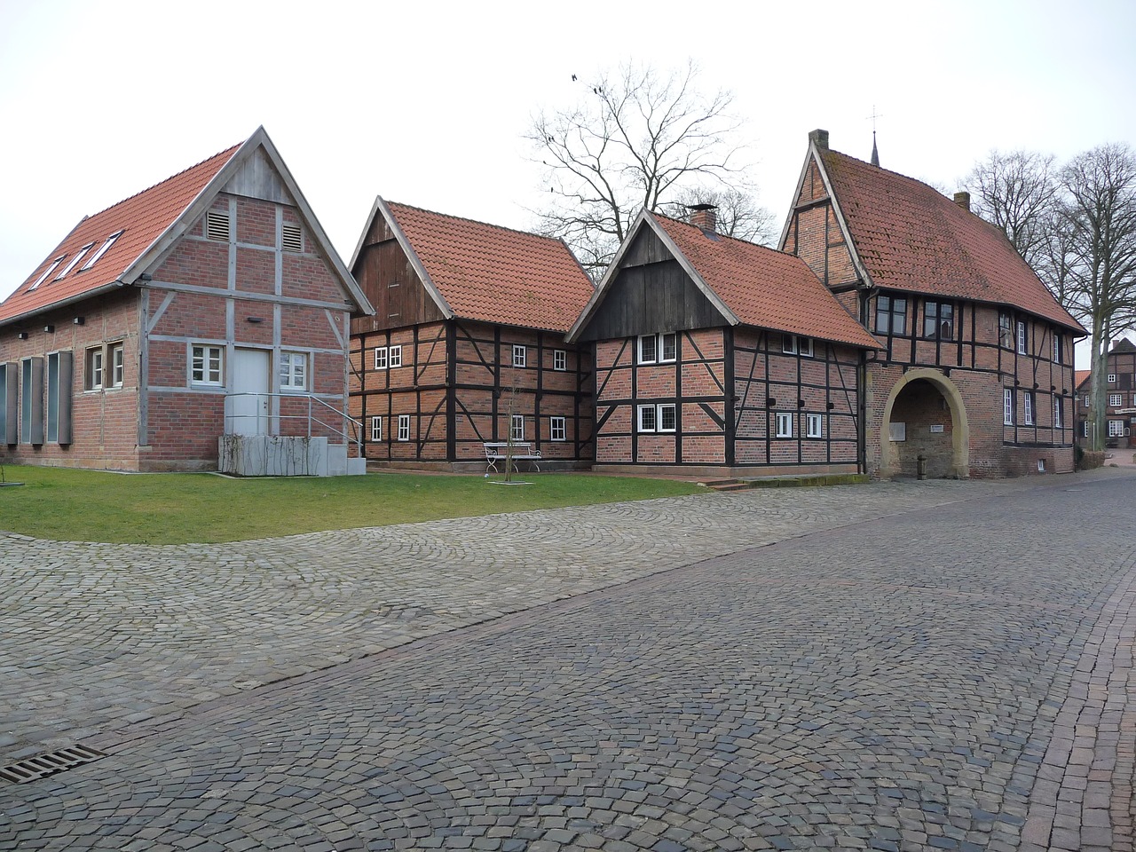 gold village historical monument timber framed building free photo