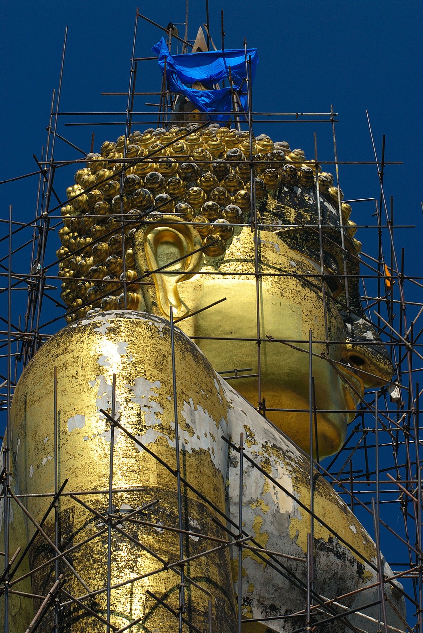 golden buddha memorial free photo