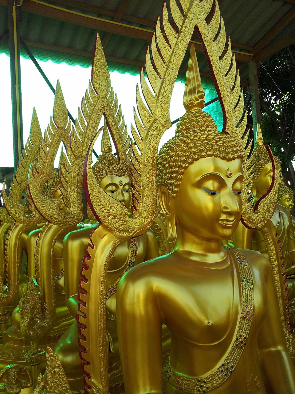 golden buddha statue statue free photo