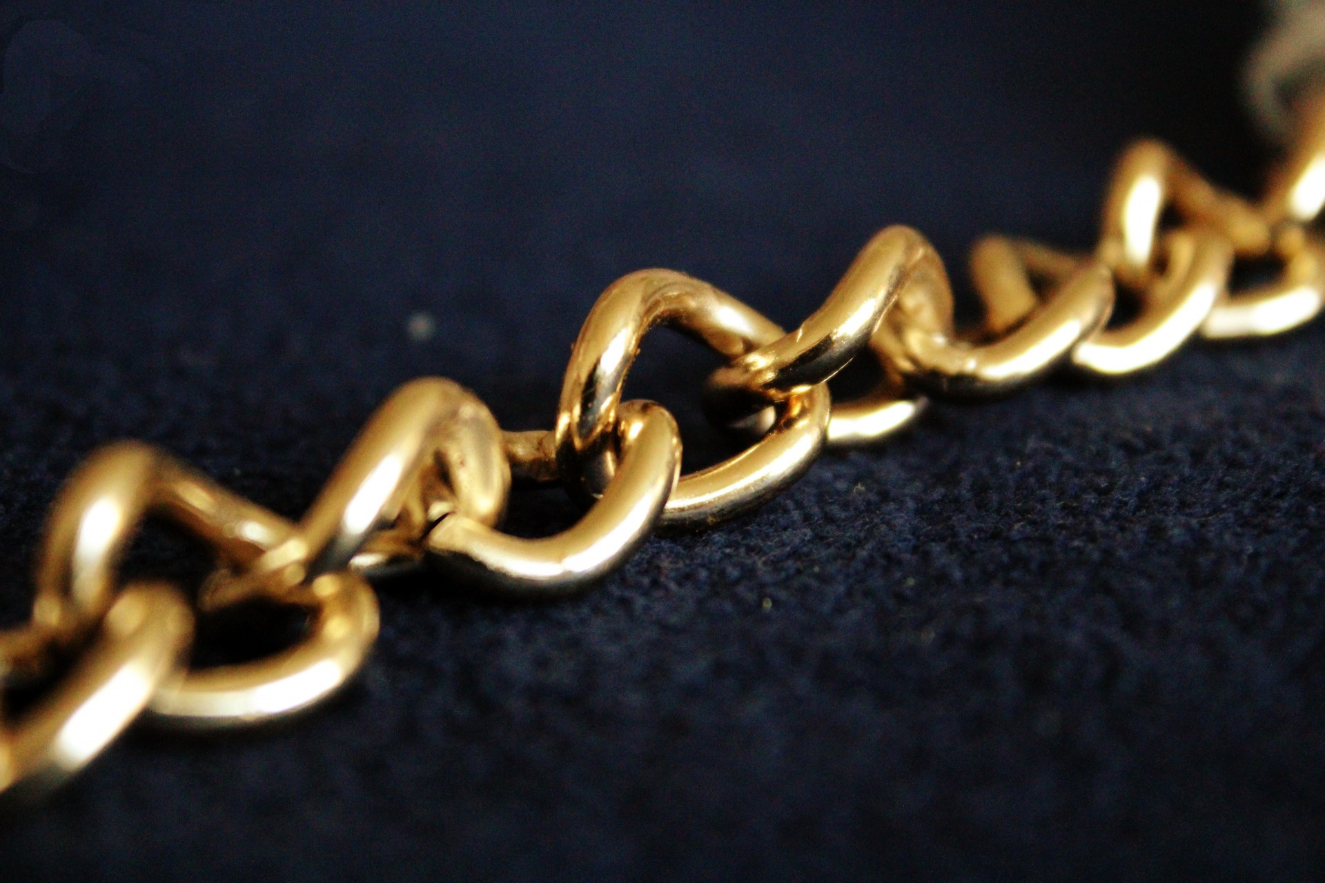 golden chain gold copper free photo