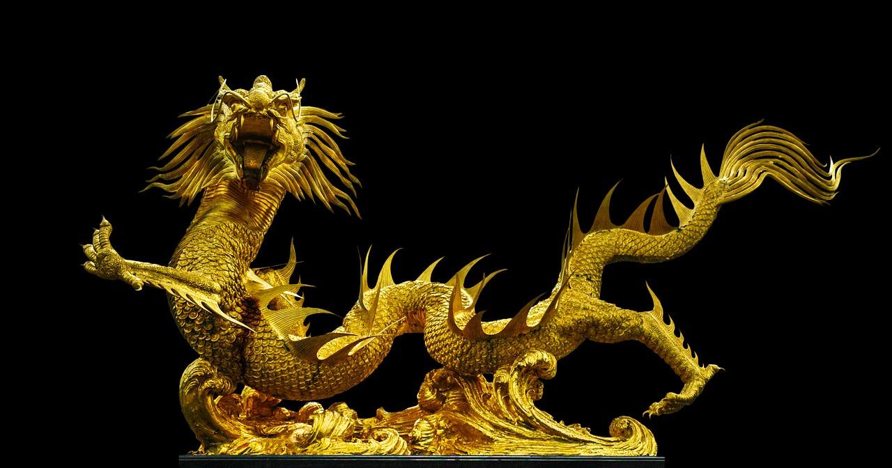 golden dragon broncefigur gold free photo