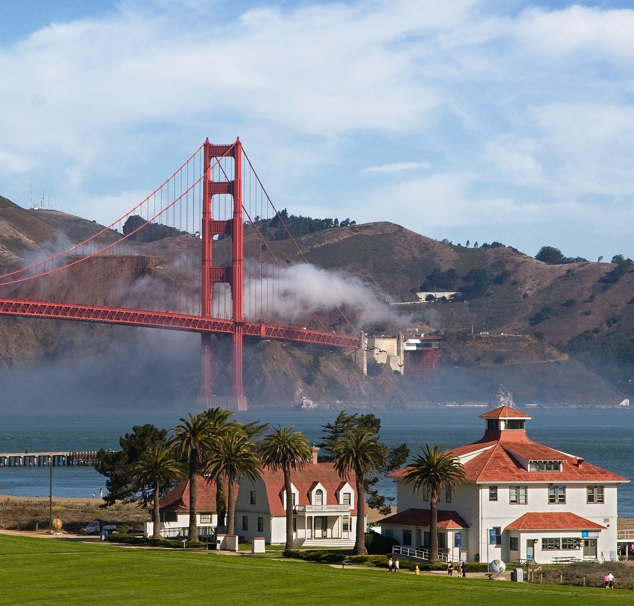 golden gate bridge fog san francisco free photo