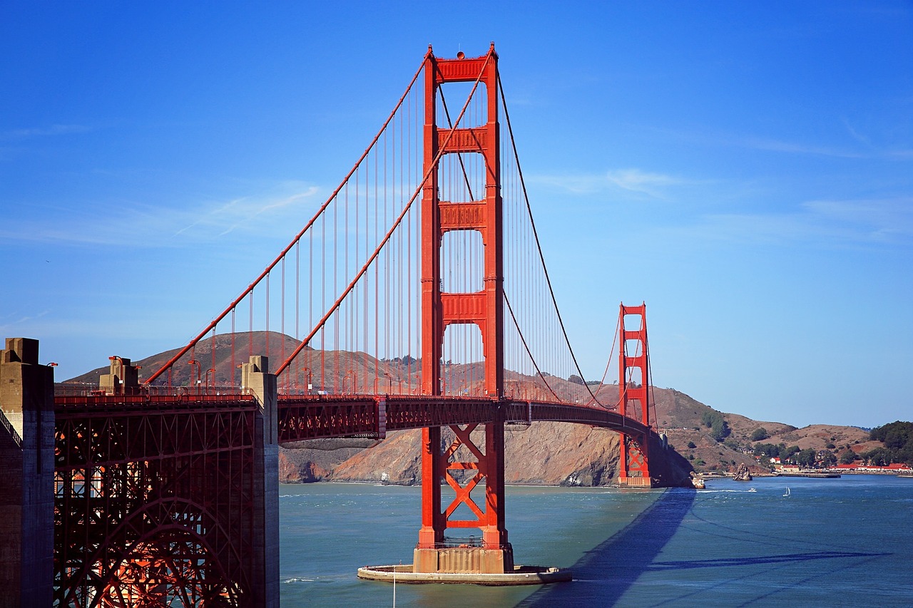 golden gate bridge san francisco architecture free photo