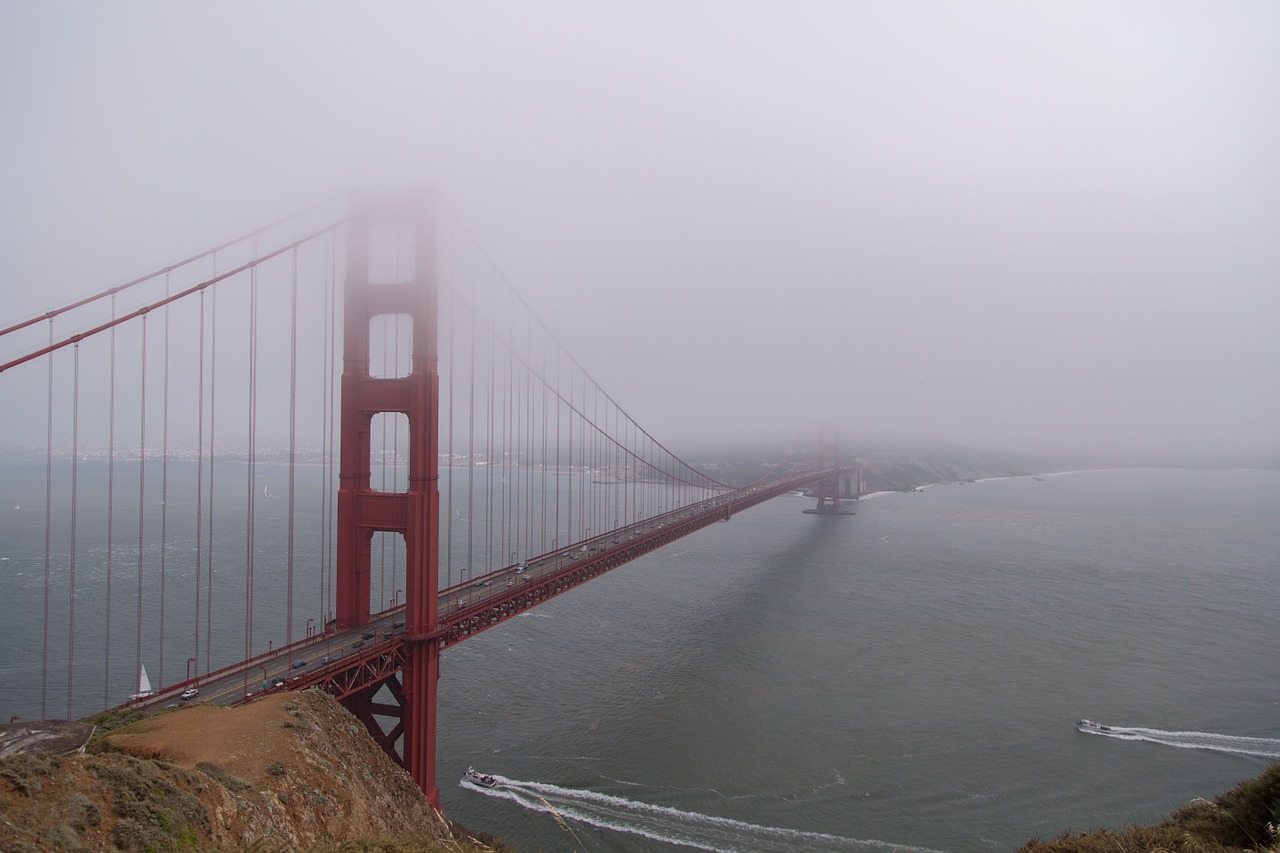 golden gate bridge fog california free photo