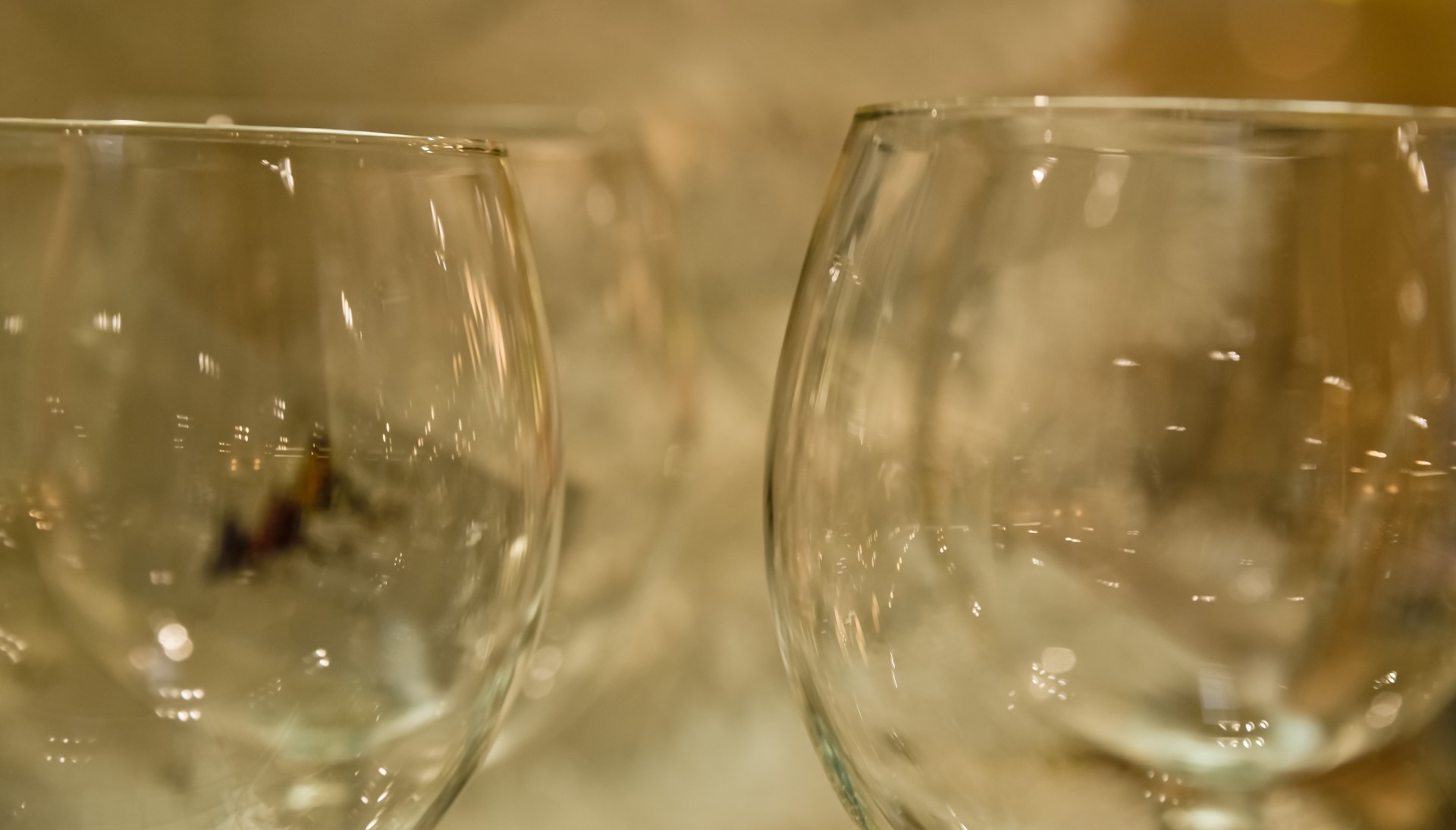 goblets wine glasses free photo