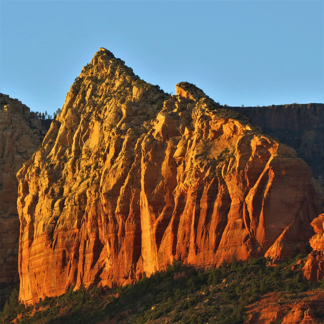 golden sunset rock face sedona free photo